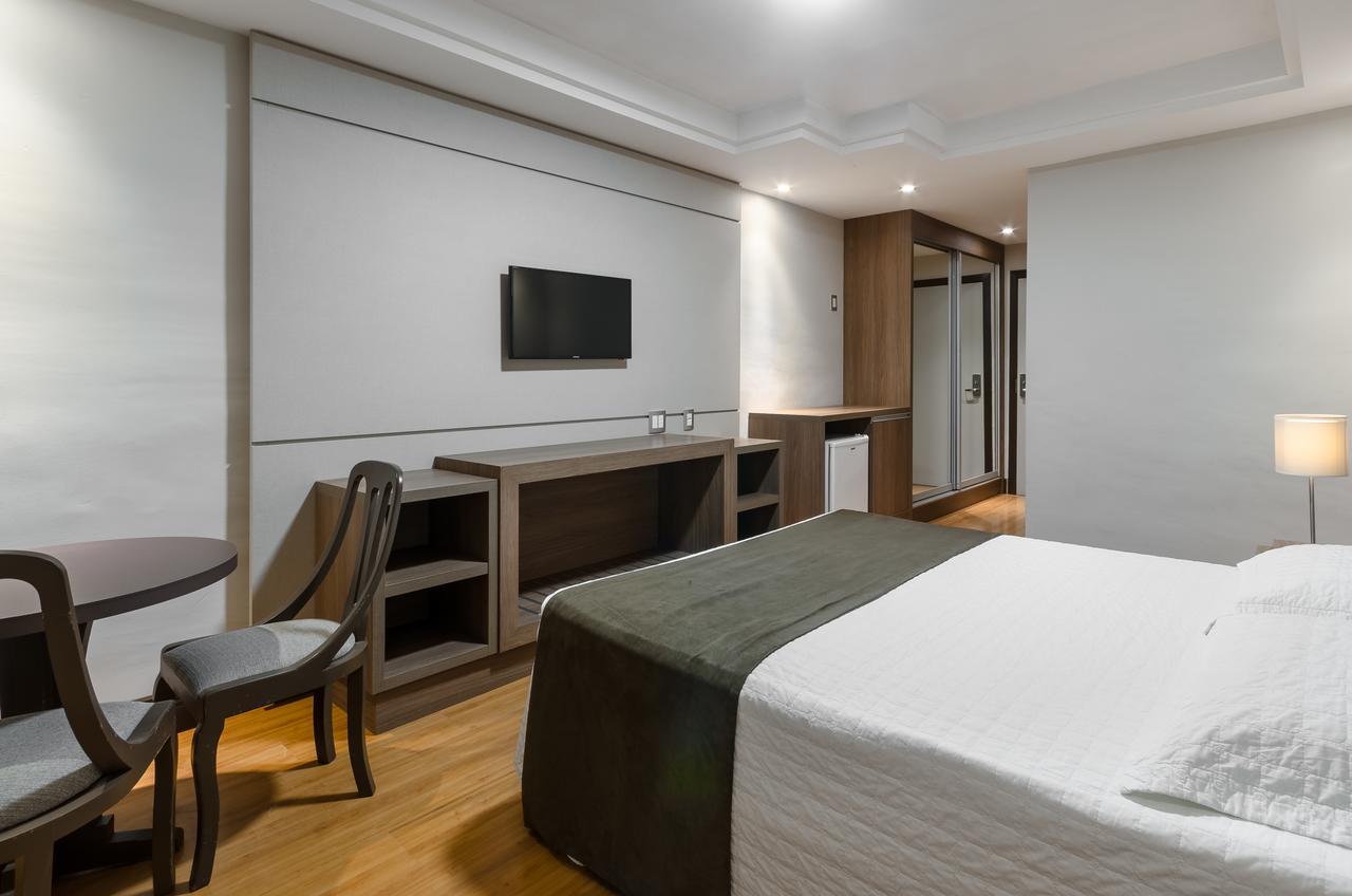 Deluxe Double or Twin Room,639115653:JPEG